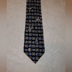 Vintage Looney Tunes Mania Silk Tie, Mens 100% Silk Tie, Bugs Bunny, Taz